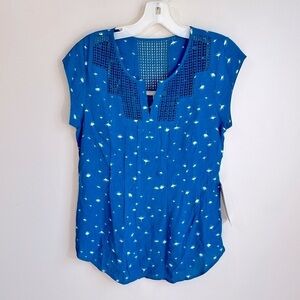 NWT Daniel Rainn Estefany Split Neck Blouse Teal Blue with White Size XSP